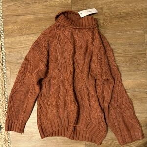 NWT Aakaa Sweater